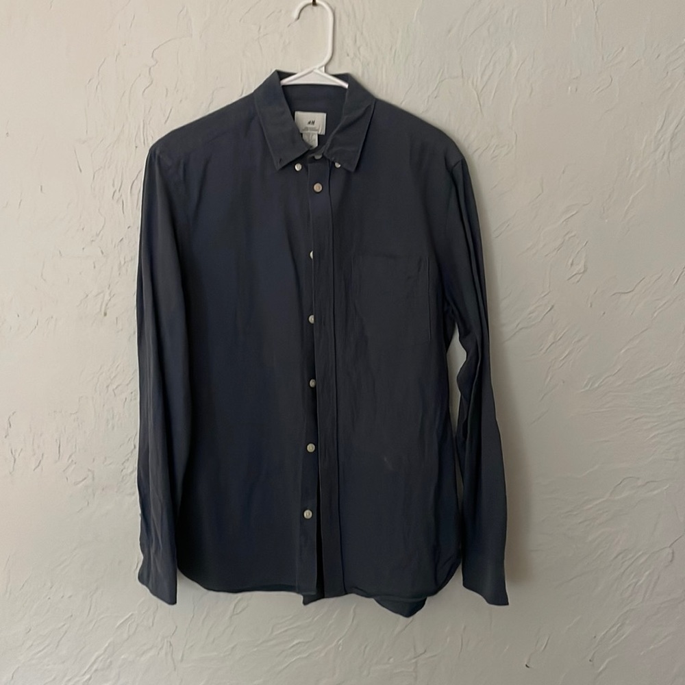 H&M steel blue button-down oxford with a button-down collar medium